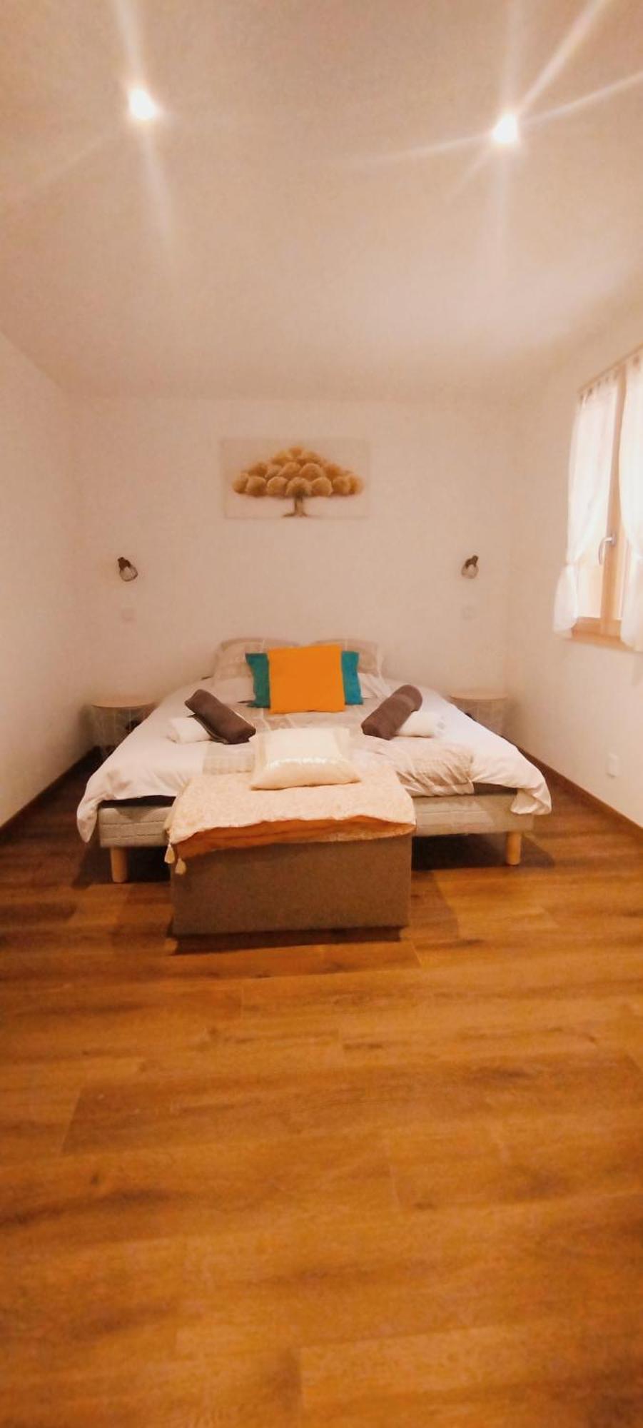 Colibri Apartment *
